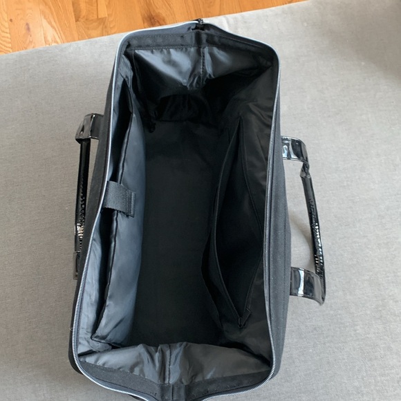 Beis Weekender Bag in Patent Black - Picture 2 of 5